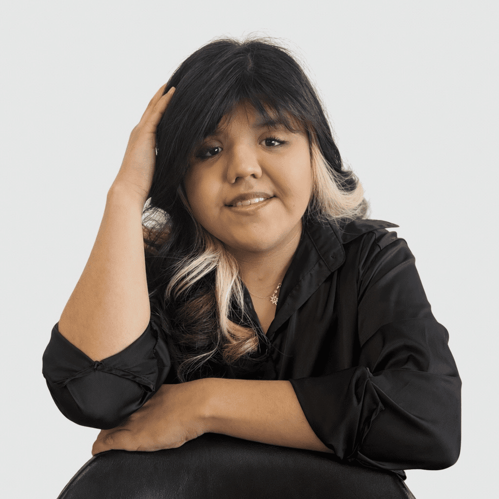 Portrait of Cindy S., a professional stylist at LookAfter Hair, showcasing their expertise and style.